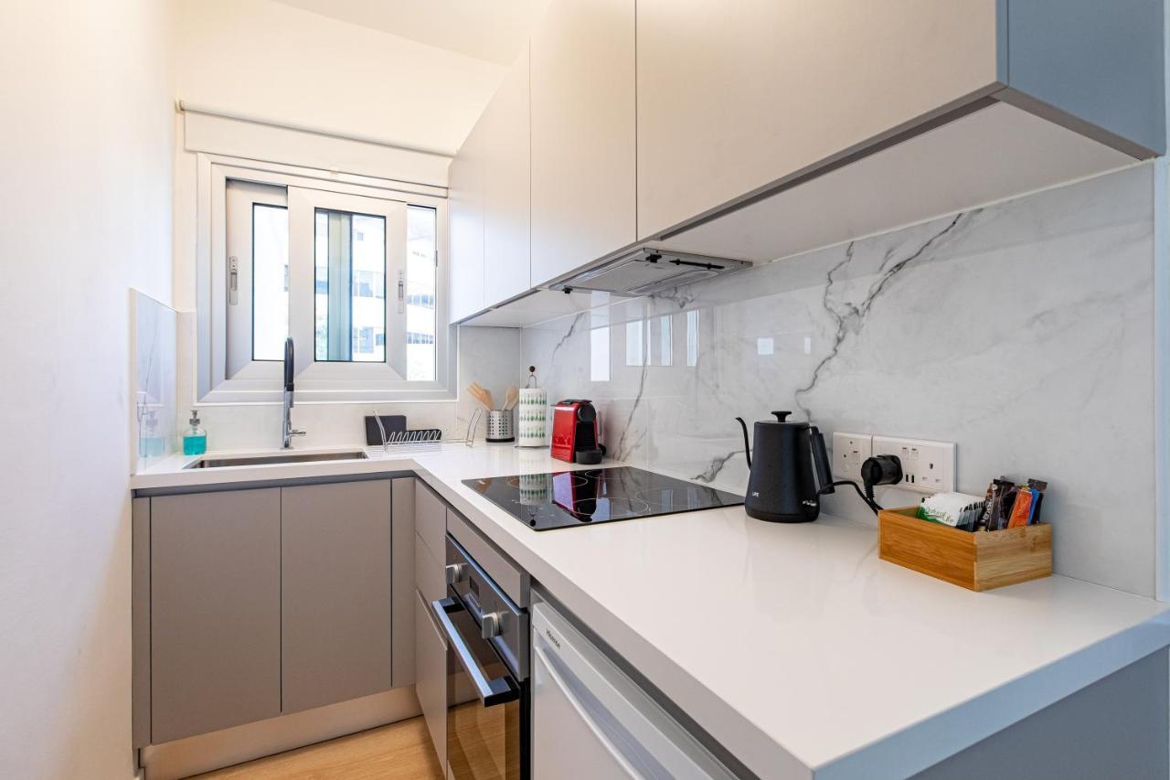 City Center Apartment Никосия Экстерьер фото